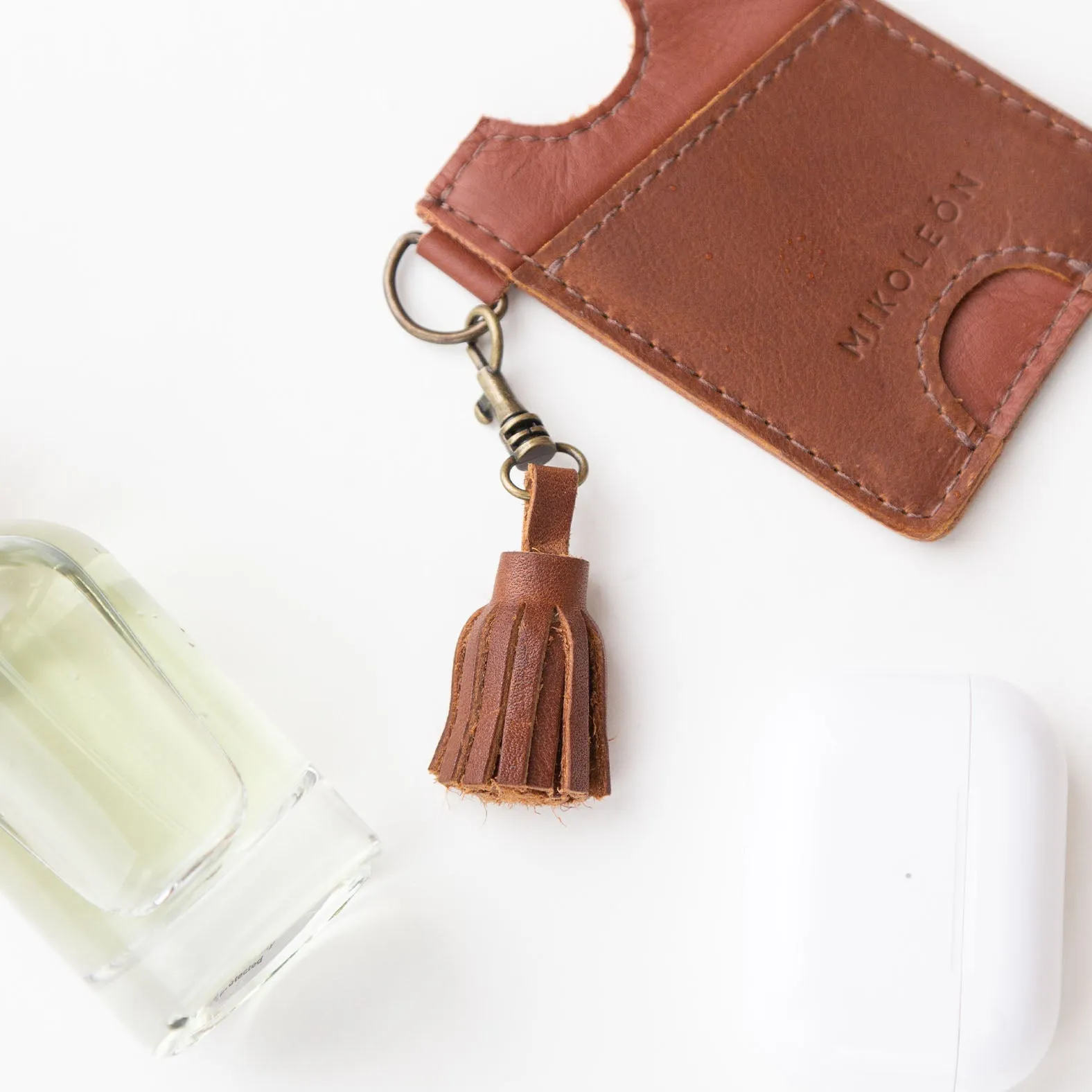 MK211336 - Flequito Brown [Mini Leather Tassel]