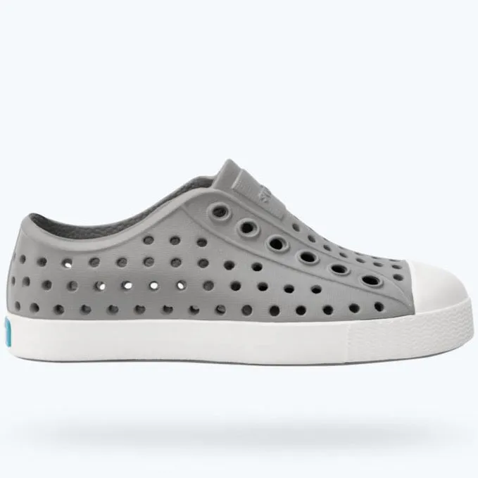 Native Jefferson Slip On (Big Kid's Sizes) - Pigeon Grey / Shell White