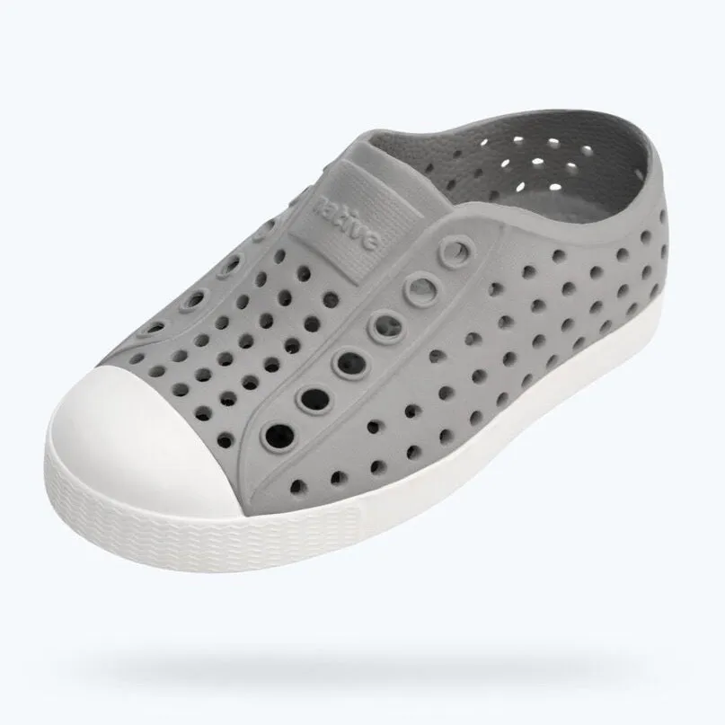 Native Jefferson Slip On (Big Kid's Sizes) - Pigeon Grey / Shell White