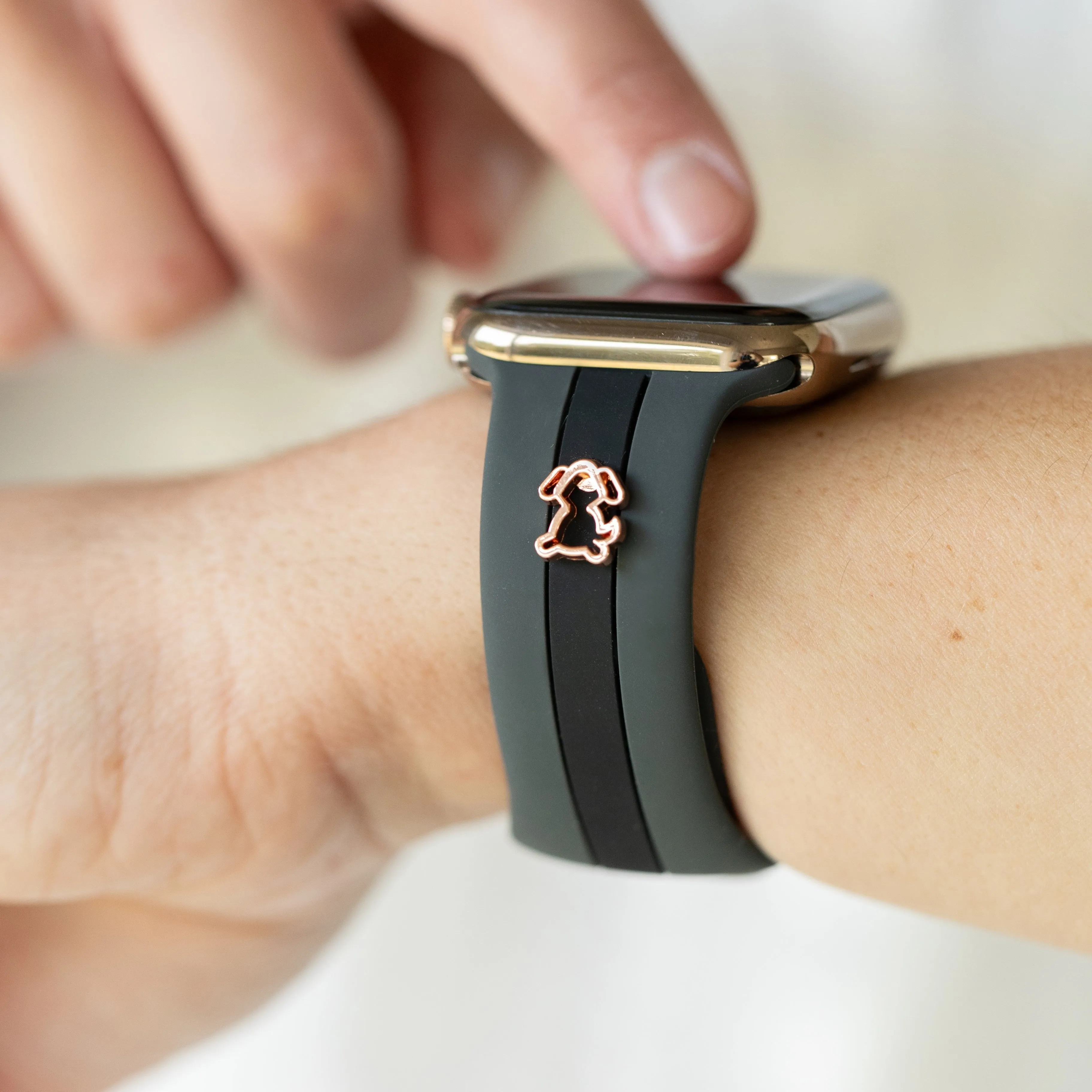 Skye Gray & Black Smart Watch Band