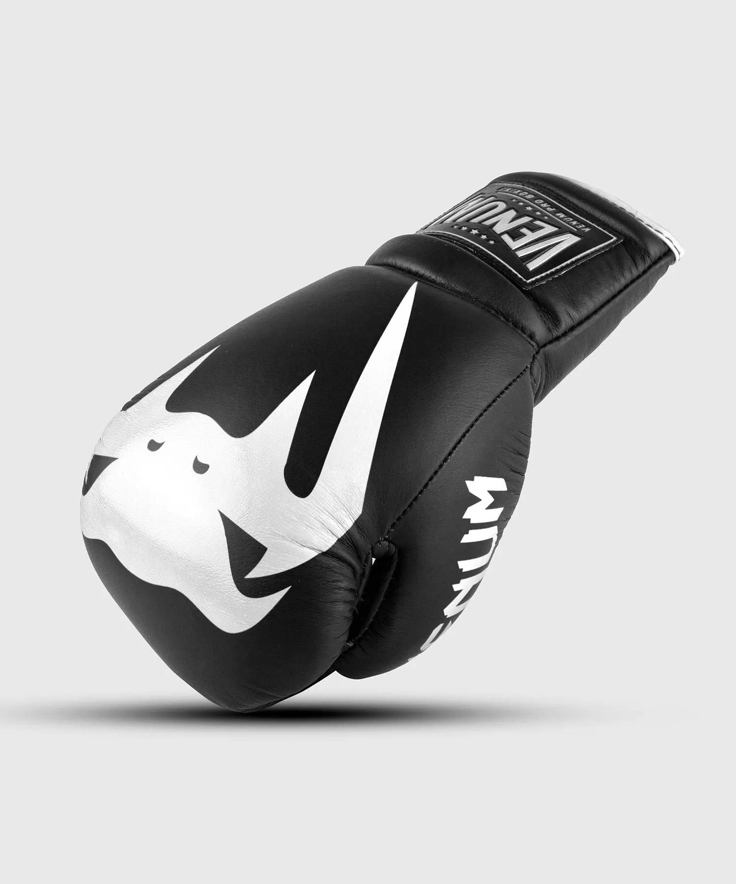 Venum Giant 2.0 Pro Boxing Gloves - With Laces - Black/White