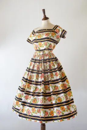 Vintage 1950s Poppy Print Cotton Picnic dress